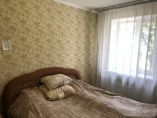 Продам двухкомнатную (2-комн.) квартиру, Гоголя ул, 74, Симферополь г