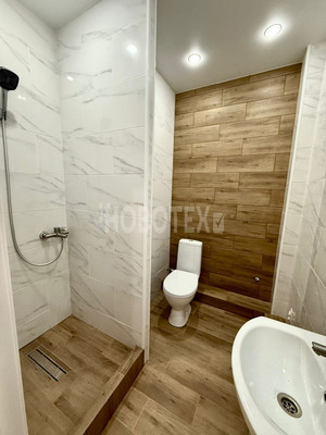 Продам однокомнатную (1-комн.) квартиру, Шоссейная ул, 70/1к5, Яблоновский пгт