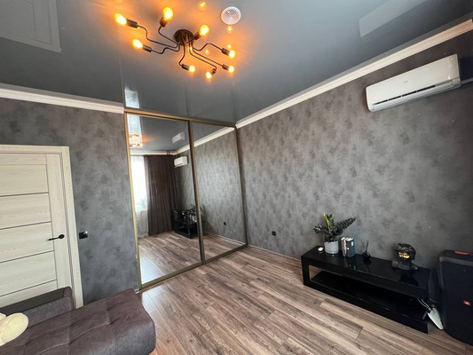 Продам однокомнатную (1-комн.) квартиру, Ткачева ул, 32, Ростов-на-Дону г