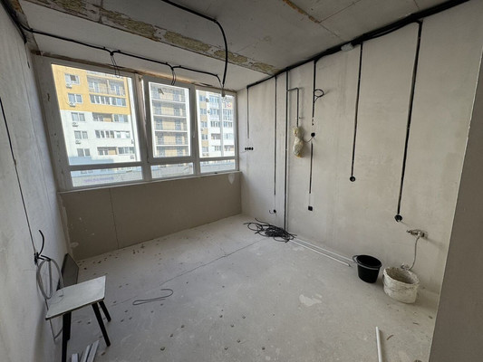 Продам однокомнатную (1-комн.) квартиру, Парковая ул, 1, Молодежное пгт