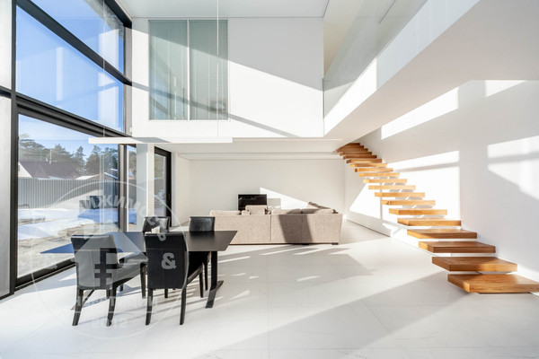 Сдам таунхаус, Онежская ул, 139, Деревянное с, 0 км от города