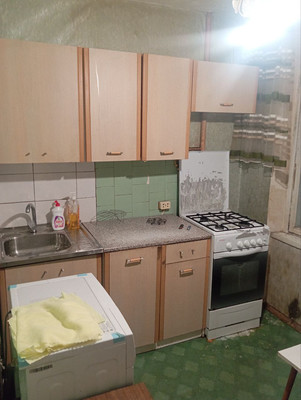 Продам двухкомнатную (2-комн.) квартиру, 10-я Парковая ул, 4, Москва г