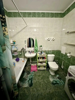 Продам однокомнатную (1-комн.) квартиру, Надежды ул, 3, Крымск г