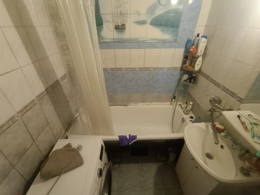 Сдам двухкомнатную (2-комн.) квартиру, 9, Ерино д