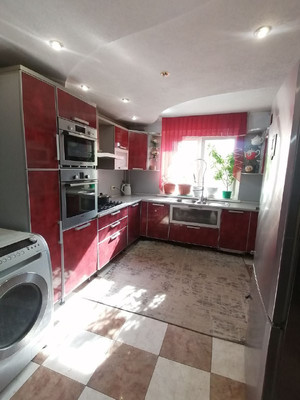 Продам трехкомнатную (3-комн.) квартиру, Днепровский пер, 122ка, Ростов-на-Дону г