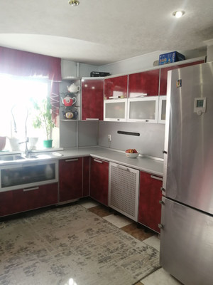 Продам трехкомнатную (3-комн.) квартиру, Днепровский пер, 122ка, Ростов-на-Дону г