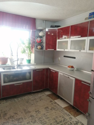 Продам трехкомнатную (3-комн.) квартиру, Днепровский пер, 122ка, Ростов-на-Дону г