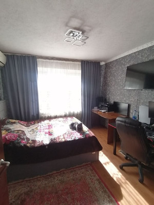 Продам трехкомнатную (3-комн.) квартиру, Днепровский пер, 122ка, Ростов-на-Дону г