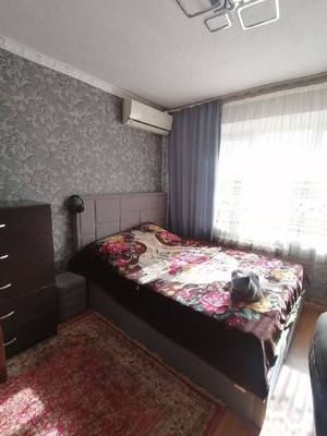 Продам трехкомнатную (3-комн.) квартиру, Днепровский пер, 122ка, Ростов-на-Дону г