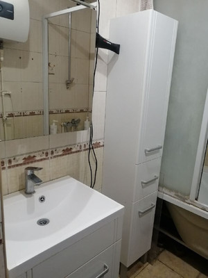 Продам трехкомнатную (3-комн.) квартиру, Днепровский пер, 122ка, Ростов-на-Дону г