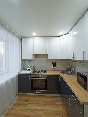 Продам двухкомнатную (2-комн.) квартиру, Лежневская ул, 122А, Иваново г