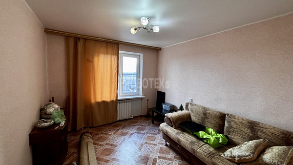 Продам двухкомнатную (2-комн.) квартиру, Маршала Жукова ул, 4, Крымск г