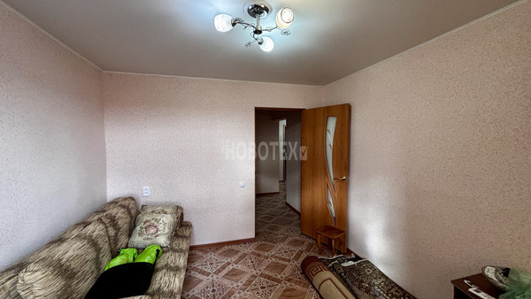 Продам двухкомнатную (2-комн.) квартиру, Маршала Жукова ул, 4, Крымск г