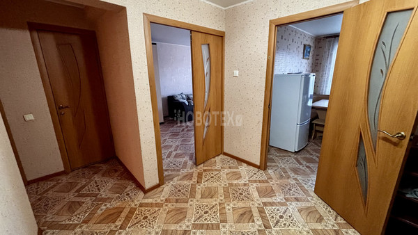 Продам двухкомнатную (2-комн.) квартиру, Маршала Жукова ул, 4, Крымск г