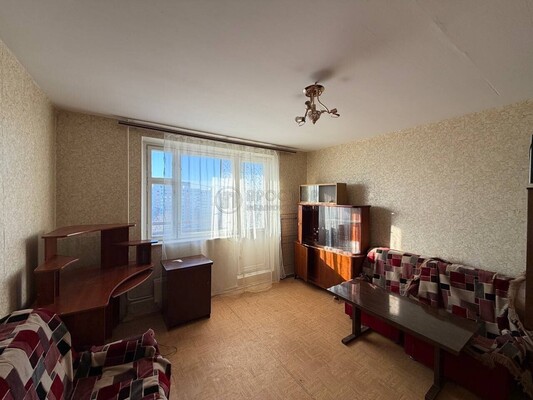 Продам однокомнатную (1-комн.) квартиру, Лескова ул, 28к1, Москва г