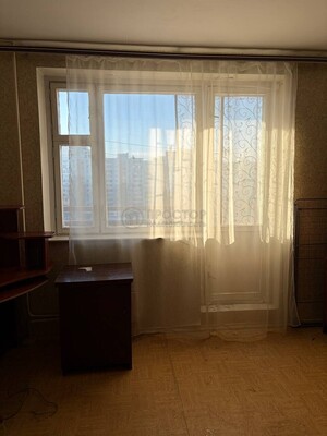 Продам однокомнатную (1-комн.) квартиру, Лескова ул, 28к1, Москва г