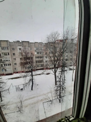 Продам двухкомнатную (2-комн.) квартиру, Белорусская ул, 34, Брянск г