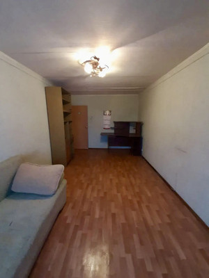 Продам двухкомнатную (2-комн.) квартиру, Белорусская ул, 34, Брянск г