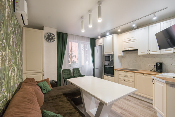 Продам трехкомнатную (3-комн.) квартиру, Венеры ул, 23, Верхнетемерницкий п