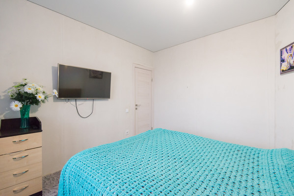 Продам трехкомнатную (3-комн.) квартиру, Венеры ул, 23, Верхнетемерницкий п