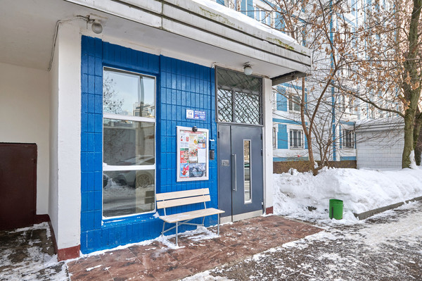 Продам однокомнатную (1-комн.) квартиру, Раменки ул, 14к2, Москва г