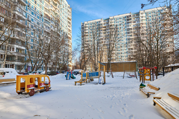 Продам однокомнатную (1-комн.) квартиру, Раменки ул, 14к2, Москва г