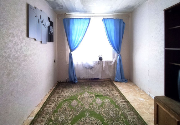 Продам комнату в 7-комн. квартире, Ленинского Комсомола ул, 1, Рязань г