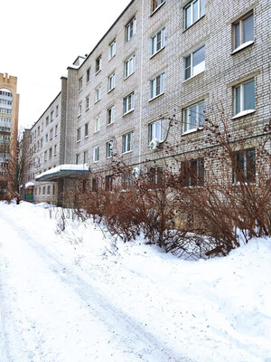 Продам комнату в 7-комн. квартире, Ленинского Комсомола ул, 1, Рязань г