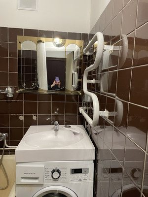 Сдам трехкомнатную (3-комн.) квартиру, Загребский б-р, 7к1, Санкт-Петербург г