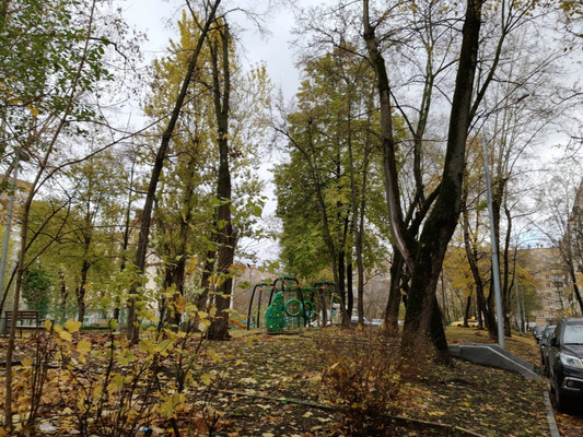 Продам трехкомнатную (3-комн.) квартиру, Трофимова ул, 13, Москва г