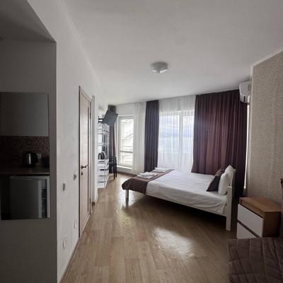 Продам однокомнатную (1-комн.) квартиру, Гагариной ул, 25/353, Утес п