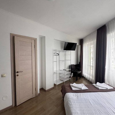 Продам однокомнатную (1-комн.) квартиру, Гагариной ул, 25/353, Утес п