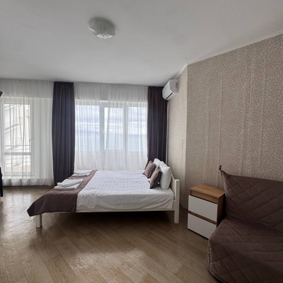 Продам однокомнатную (1-комн.) квартиру, Гагариной ул, 25/353, Утес п