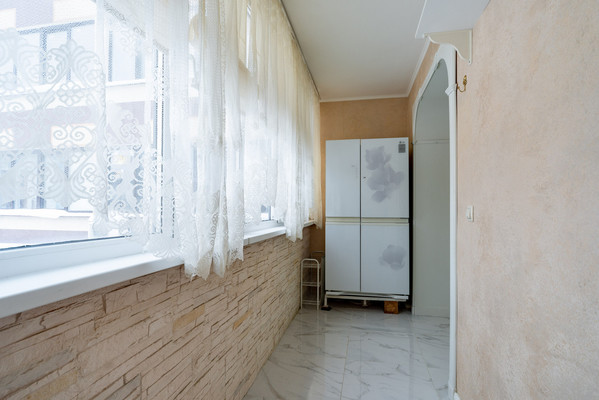 Продам трехкомнатную (3-комн.) квартиру, Ладожская ул, 107, Заневка д