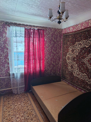 Продам трехкомнатную (3-комн.) квартиру, Квартал Народной стройки ул, 19а, Кулебаки г