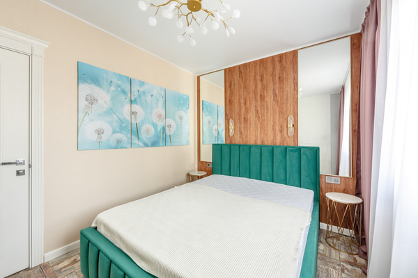 Продам однокомнатную (1-комн.) квартиру, Производственная ул, 10к1, Москва г