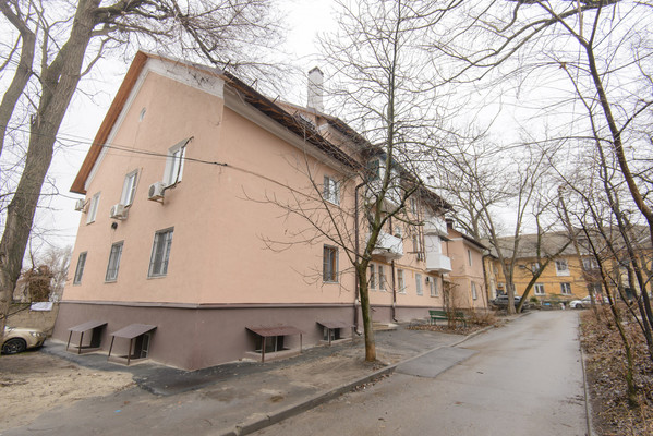 Продам многокомнатную квартиру, Ашхабадский пер, 33, Ростов-на-Дону г