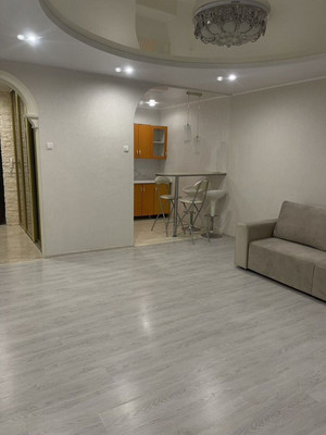 Продам двухкомнатную (2-комн.) квартиру, 3-й туп, 1, Мирный п