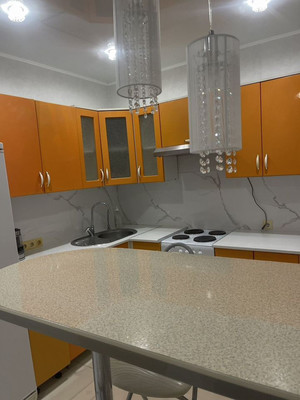 Продам двухкомнатную (2-комн.) квартиру, 3-й туп, 1, Мирный п