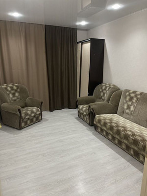 Продам двухкомнатную (2-комн.) квартиру, 3-й туп, 1, Мирный п