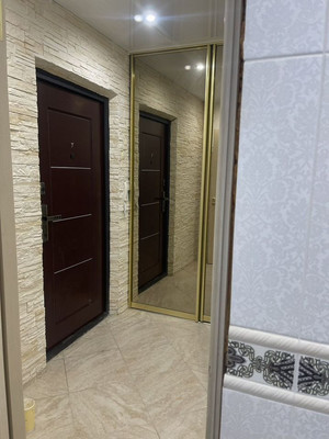 Продам двухкомнатную (2-комн.) квартиру, 3-й туп, 1, Мирный п