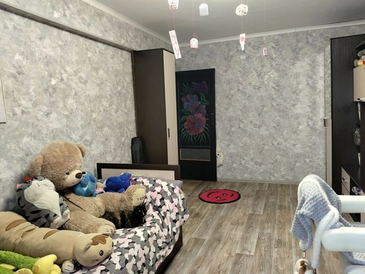 Продам трехкомнатную (3-комн.) квартиру, Красная ул, 145, Кропоткин г