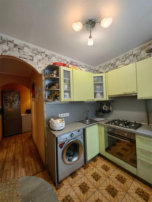 Продам трехкомнатную (3-комн.) квартиру, Богородская ул, 6, Ямкино с