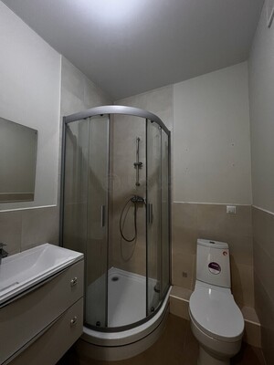 Продам однокомнатную (1-комн.) квартиру, Ореховый б-р, 24к3, Москва г