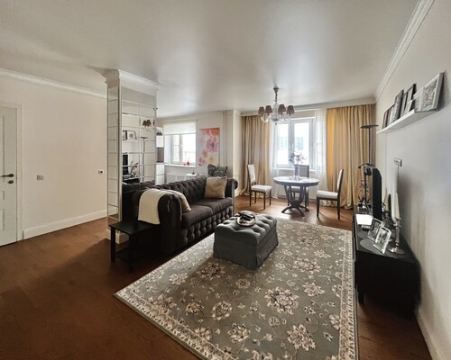 Продам двухкомнатную (2-комн.) квартиру, Климашкина ул, 10, Москва г