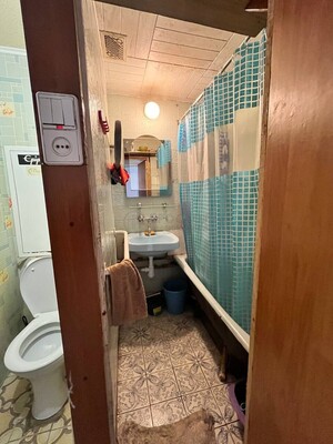 Продам двухкомнатную (2-комн.) квартиру, Иерусалимская ул, 2, Москва г