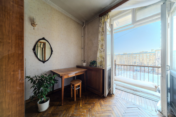 Продам двухкомнатную (2-комн.) квартиру, Бабушкина ул, 42к1, Санкт-Петербург г