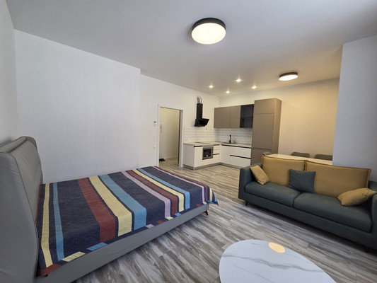 Продам однокомнатную (1-комн.) квартиру, Нахимовская ул, 32, Находка г