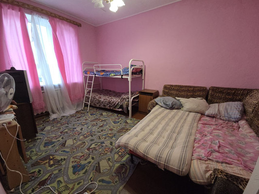 Продам двухкомнатную (2-комн.) квартиру, Набережная ул, 6А, Волчанец п