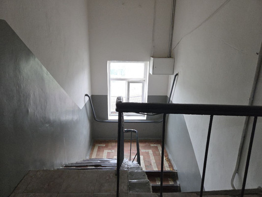 Продам двухкомнатную (2-комн.) квартиру, Набережная ул, 6А, Волчанец п